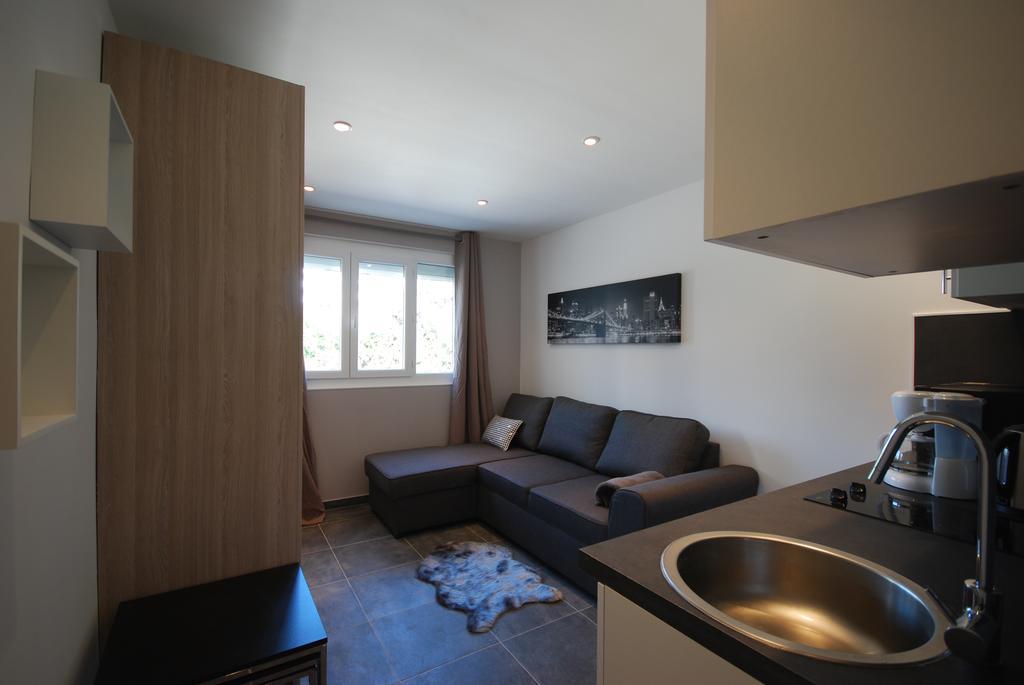 Studio Proche Hotel Martinez Apartamento *